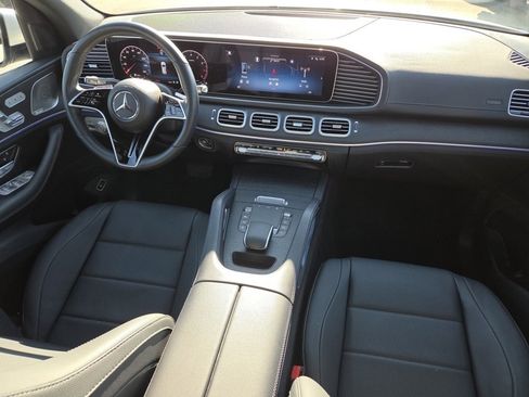 Used 2024 Mercedes-Benz GLE 450 GLE 450 image 40