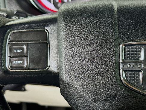 Used 2017 Dodge Grand Caravan SE w/ Power Window Group FWD image 13