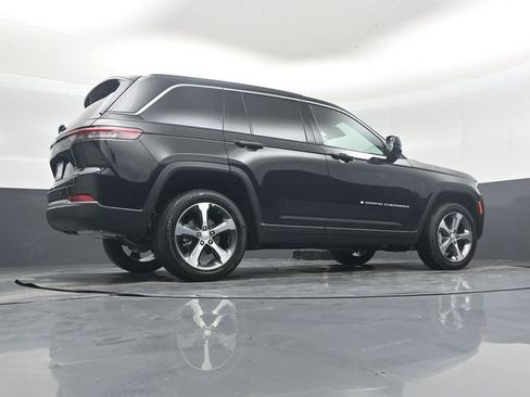 New 2026 Jeep Grand Cherokee Limited RWD image 39