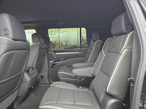 New 2026 Cadillac Escalade ESV Sport image 19