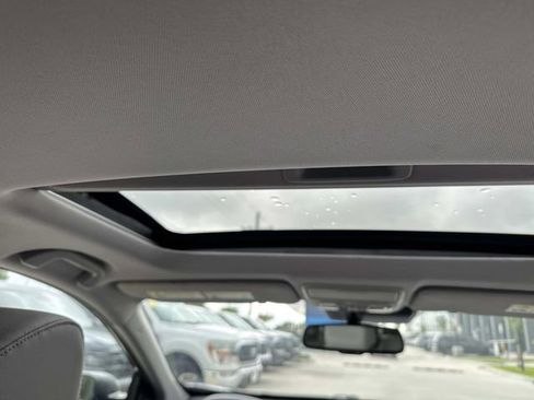 Used 2017 Honda CR-V EX-L image 10