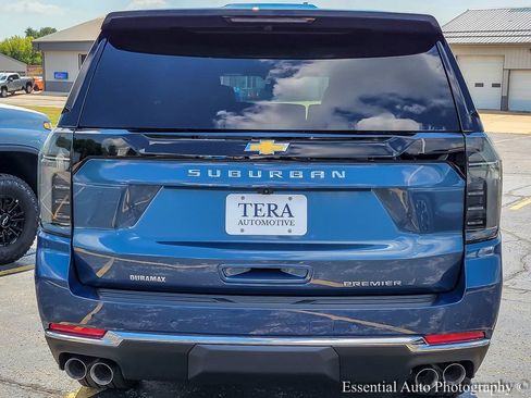 New 2025 Chevrolet Suburban Premier w/ Sun And Tow Package image 5