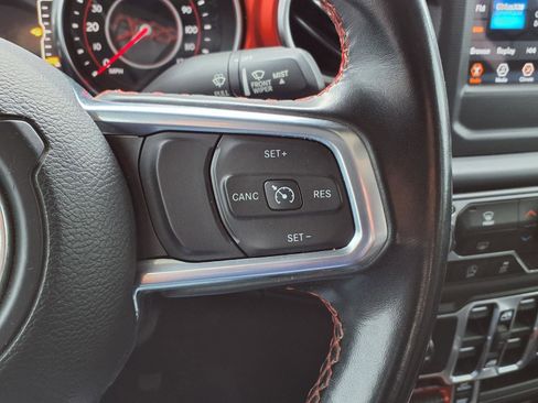 Used 2020 Jeep Gladiator Rubicon w/ Safety Group AWD/4WD image 23