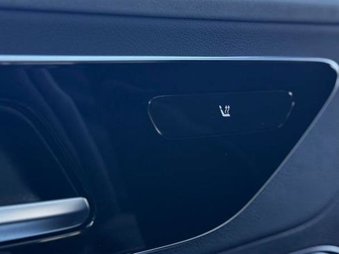 Used 2023 Mercedes-Benz EQE 500 4MATIC Sedan w/ Pinnacle Trim Package image 25