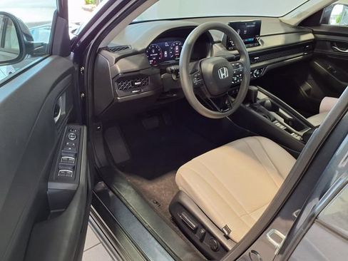 Certified 2023 Honda Accord EX image 6
