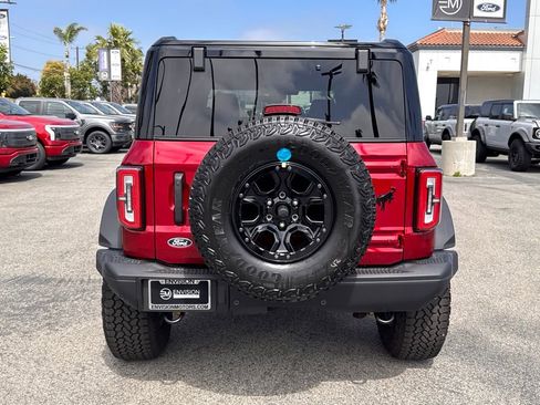 New 2026 Ford Bronco Badlands image 11