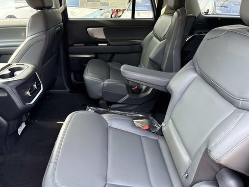New 2027 Ford Expedition Max Active AWD/4WD image 17
