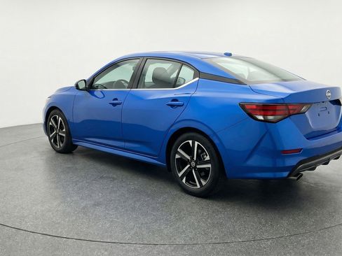 Used 2025 Nissan Sentra SV image 6