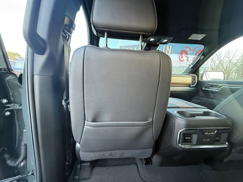 Used 2026 Chevrolet Silverado 1500 High Country w/ Technology Package image 13