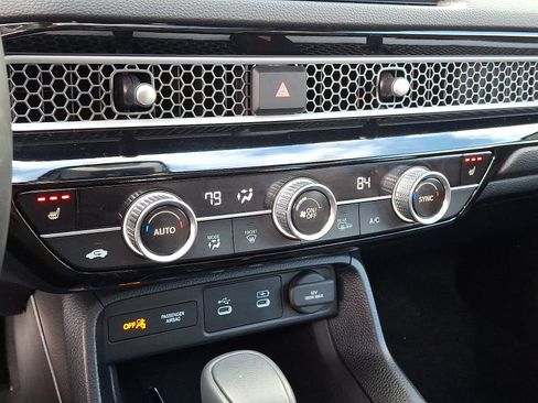 Used 2025 Honda Civic Sport Touring image 16