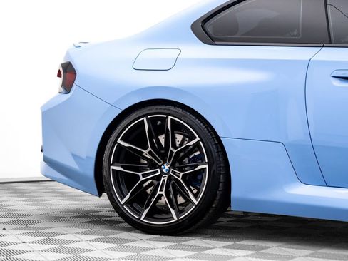 Used 2025 BMW M2 w/ Lighting Package image 34