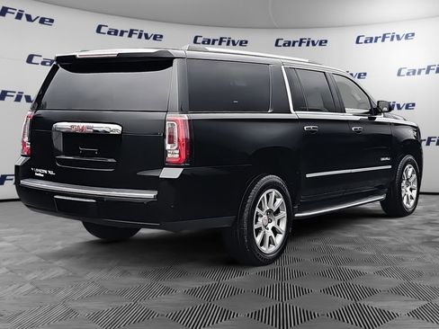 Used 2019 GMC Yukon XL Denali image 6