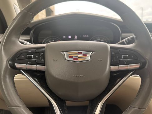Certified 2021 Cadillac XT6 Premium Luxury w/ LPO, Radiant Package AWD/4WD image 31