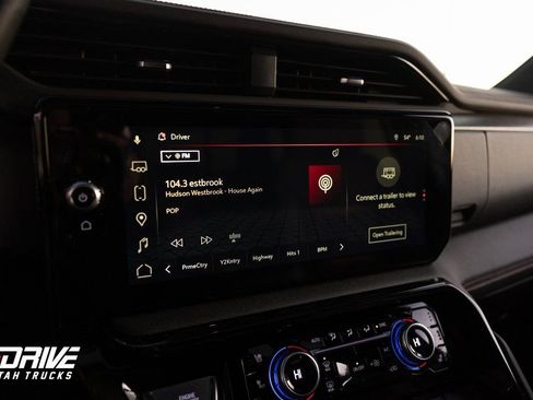 Used 2025 GMC Sierra 3500 AT4 w/ AT4 Premium Plus Package image 29