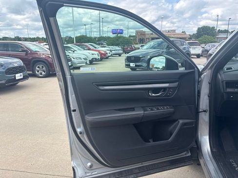 Used 2026 Honda CR-V Sport-L image 9