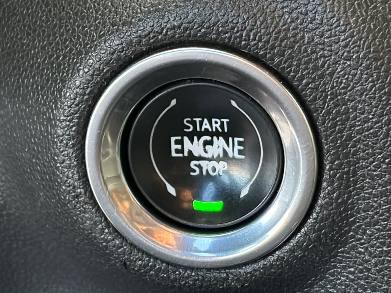 Used 2020 Chevrolet Silverado 1500 RST RWD image 17