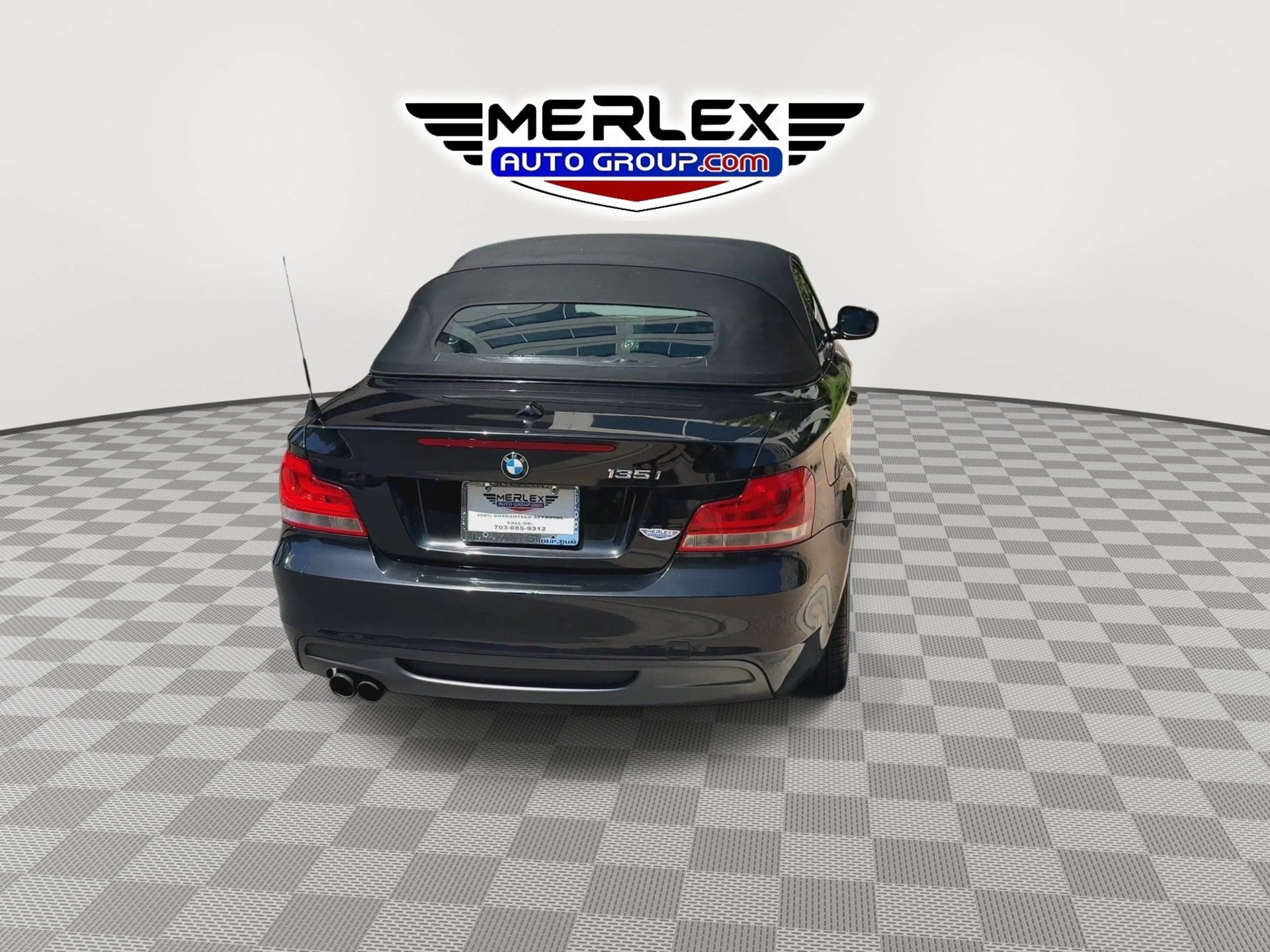 Used 2012 BMW 135i Convertible RWD image 7
