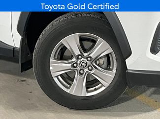 Used 2022 Toyota RAV4 XLE w/ Convenience Package AWD/4WD video 2