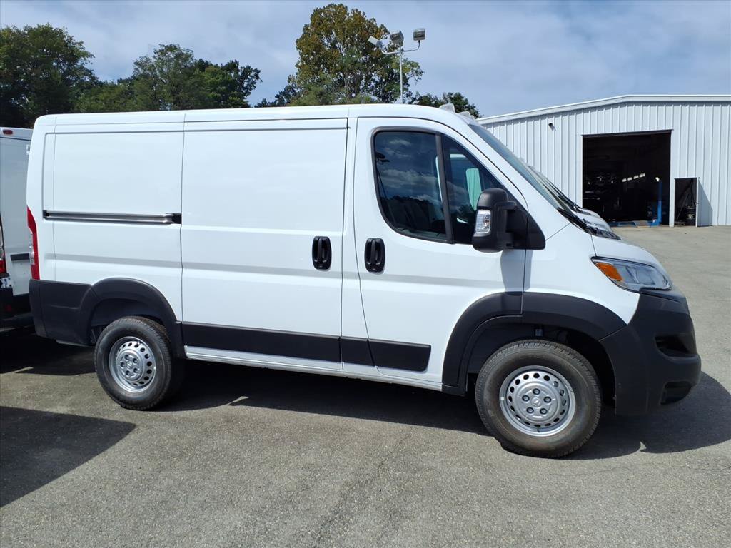 New 2026 RAM ProMaster 1500 w/ Convenience Group FWD image 4