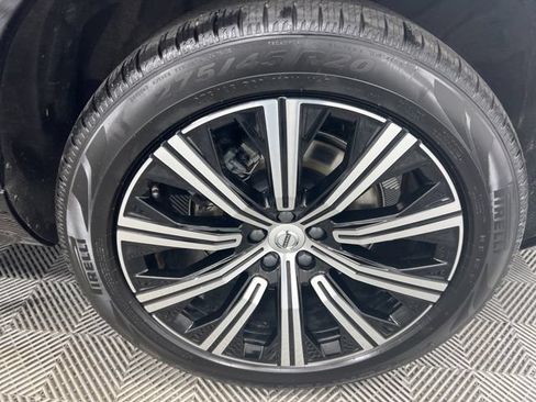 Used 2023 Volvo XC90 B5 Core w/ Climate Package AWD/4WD image 12