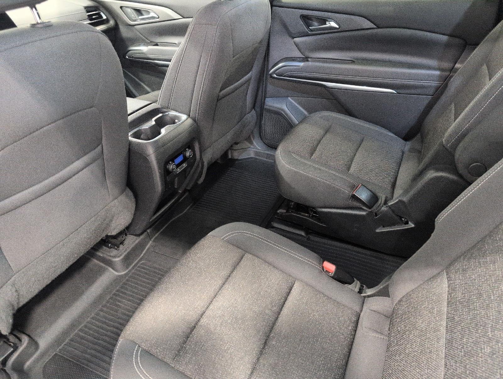 Certified 2024 Chevrolet Traverse LT w/ LPO, Floor Liner Package FWD image 19