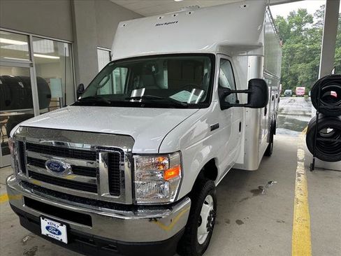 New 2024 Ford E-450 and Econoline 450 Super Duty w/ Power Windows & Locks Group image 1