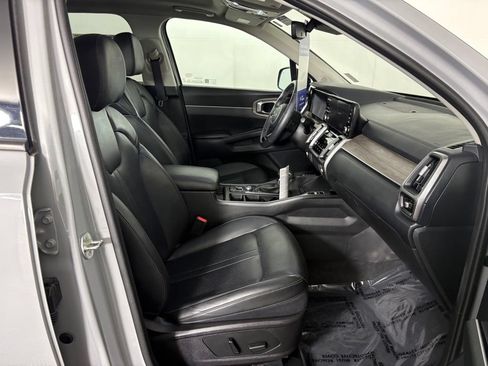 Used 2023 Kia Sorento EX w/ Panoramic Sunroof Package FWD image 38