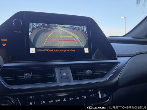 Used 2025 Lexus UX 300h FWD image 19