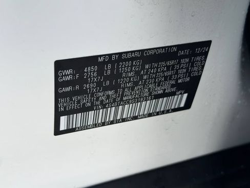 Certified 2025 Subaru Outback Premium AWD/4WD image 19