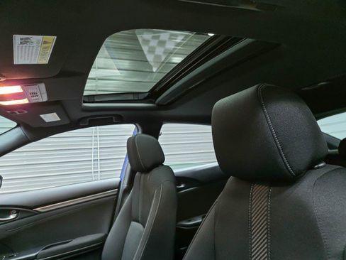 Used 2019 Honda Civic EX image 18
