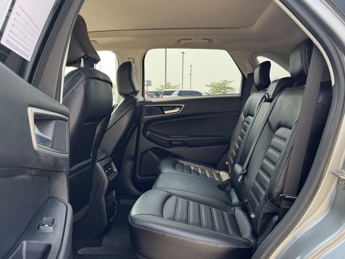 Certified 2024 Ford Edge SEL w/ Convenience Package AWD/4WD image 19