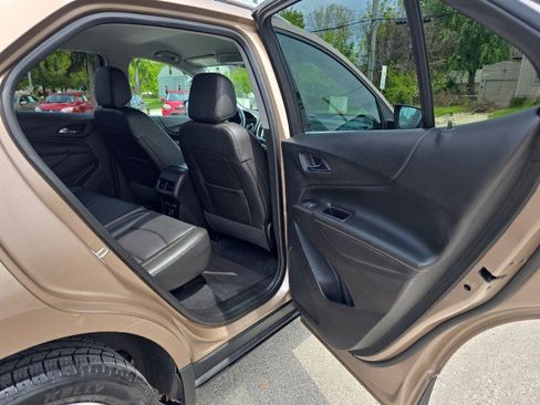 Used 2019 Chevrolet Equinox Premier FWD image 34