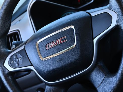 Used 2017 GMC Canyon 2WD Crew Cab w/ Convenience Package image 24