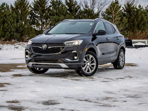 Used 2022 Buick Encore GX Essence w/ Experience Buick Package image 38