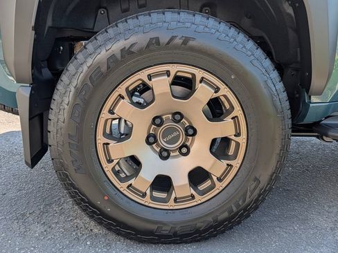 New 2026 Toyota 4Runner TRD Off-Road Premium AWD/4WD image 11