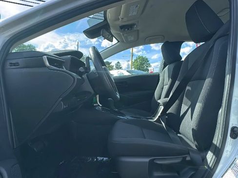 Used 2024 Toyota Corolla LE FWD image 11