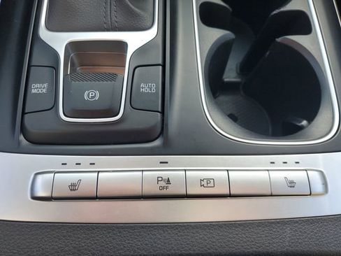 Used 2022 Kia Carnival LX w/ Paint Protection Package image 31