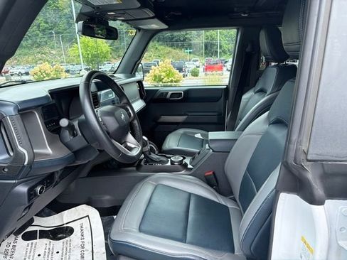Used 2023 Ford Bronco Outer Banks AWD/4WD image 11