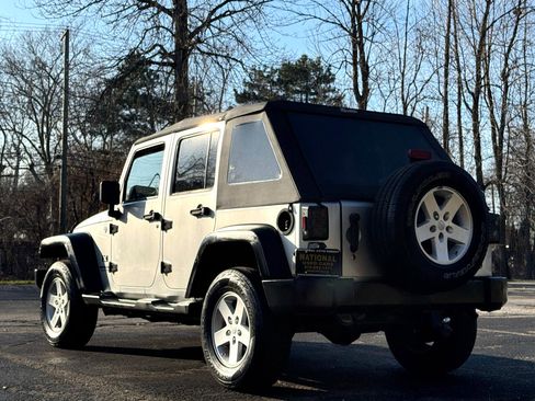 Used 2008 Jeep Wrangler Unlimited X image 6