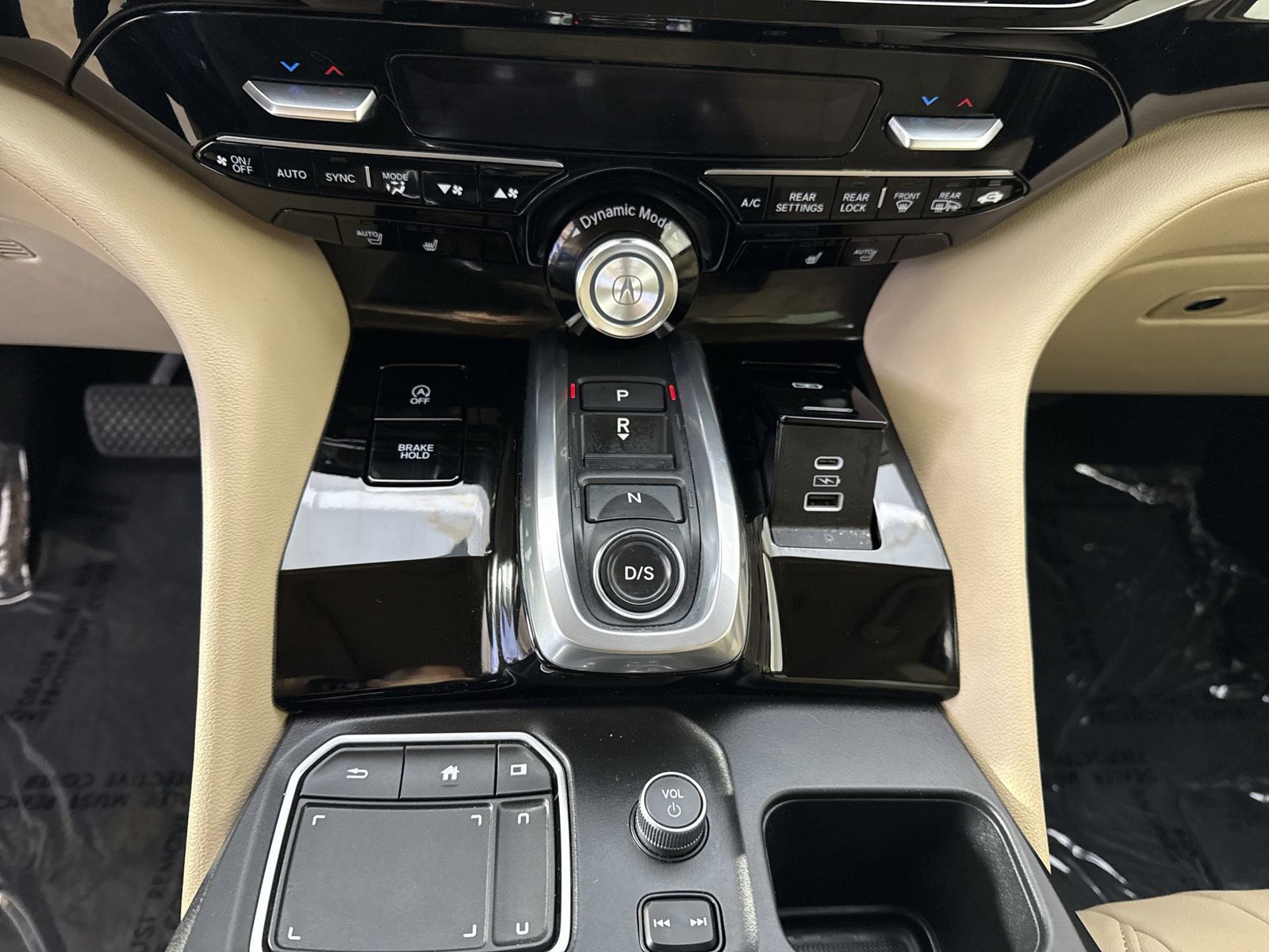 Used 2023 Acura MDX SH-AWD image 19