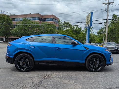 Used 2021 Lamborghini Urus AWD/4WD image 5
