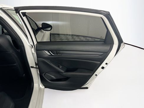 Used 2020 Honda Accord Sport image 28