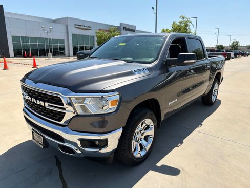 Used 2022 RAM 1500 Big Horn AWD/4WD image 9
