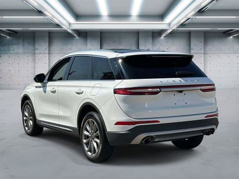 Used 2022 Lincoln Corsair AWD w/ Premium Package image 6