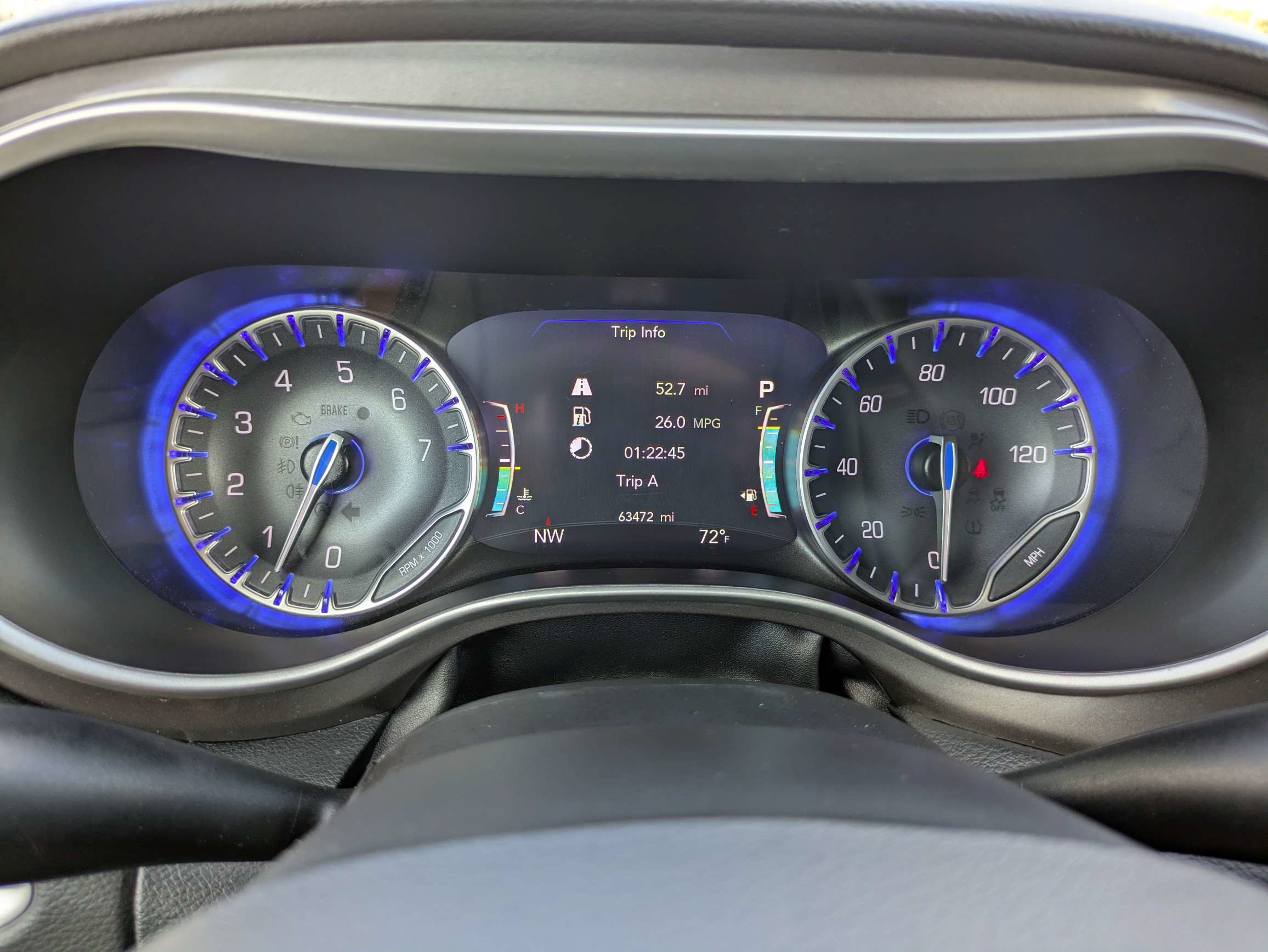 Used 2025 Chrysler Pacifica Select FWD image 27