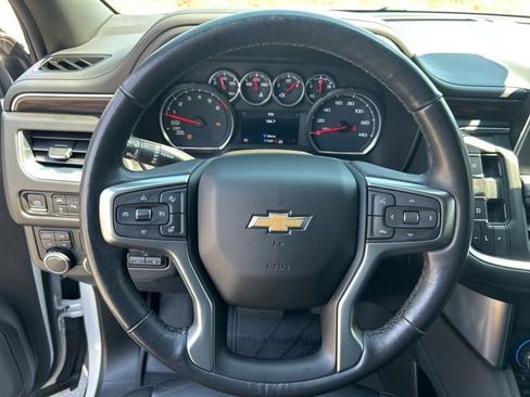 Used 2021 Chevrolet Tahoe LT w/ LT Signature Package AWD/4WD image 15