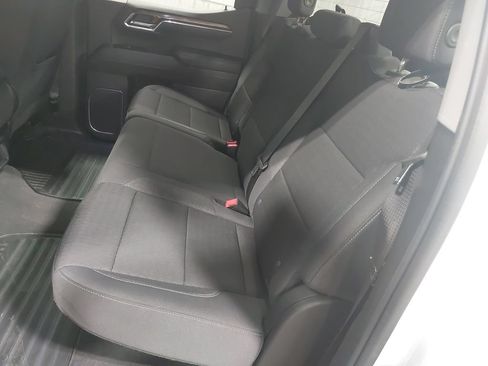 Used 2024 Chevrolet Silverado 1500 LT AWD/4WD image 13