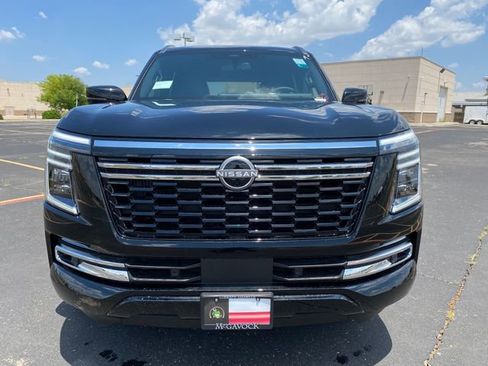 New 2025 Nissan Armada SL image 9