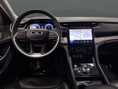 Used 2023 Jeep Grand Cherokee L Limited w/ Luxury Tech Group II image 5