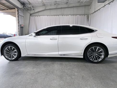 Used 2018 Lexus LS 500 w/ Luxury Package image 26